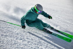 Jak vybrat sjezdové lyže