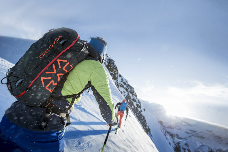 Jak vybrat skialpový batoh