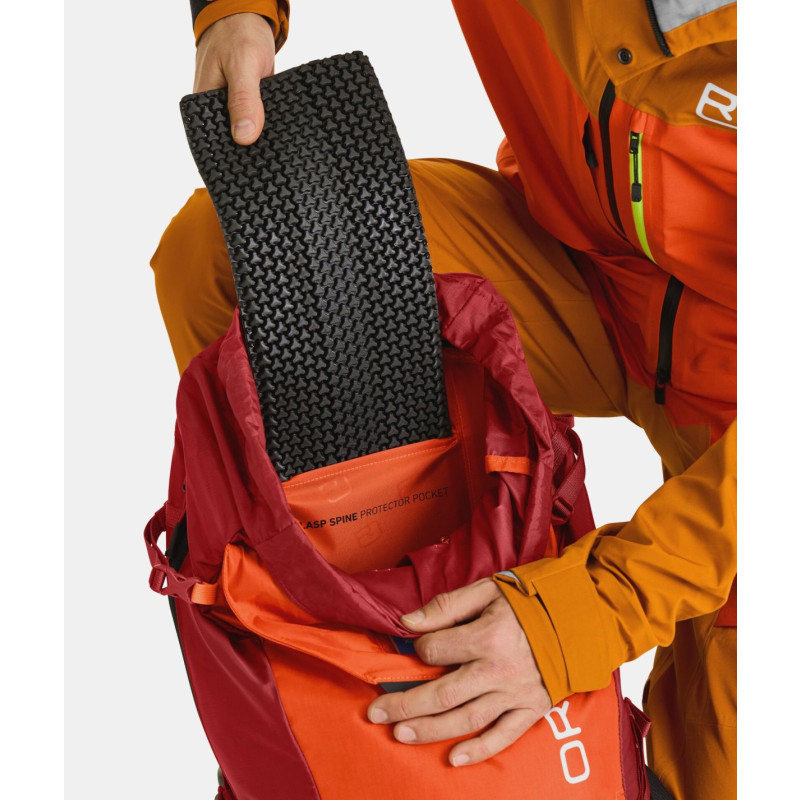 Batoh Ortovox RAVINE 28 L  - oranžová