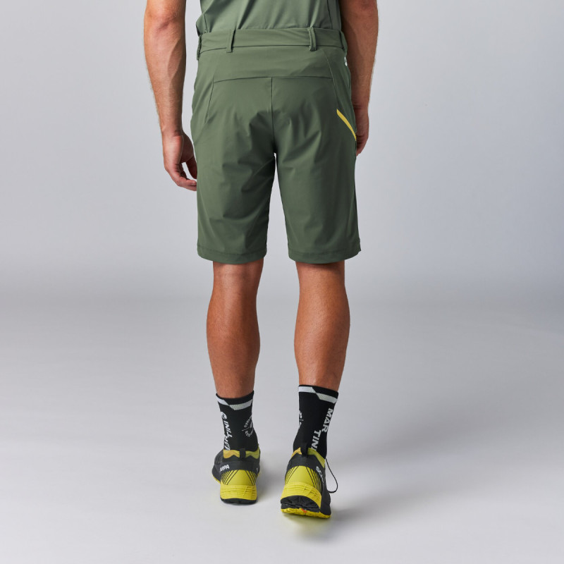 Pánske kraťasy Martini Sportswear HIGHVENTURE  - čierna