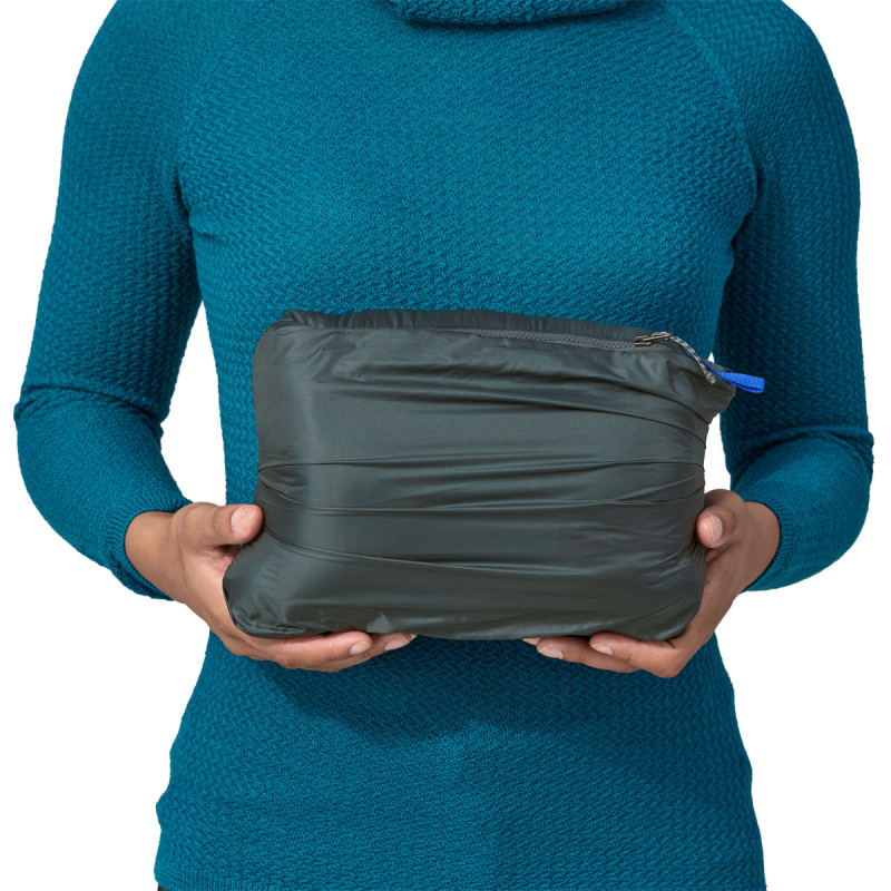 Dámska bunda Patagonia FITZ ROY DOWN HOODY  - tmavo ružová