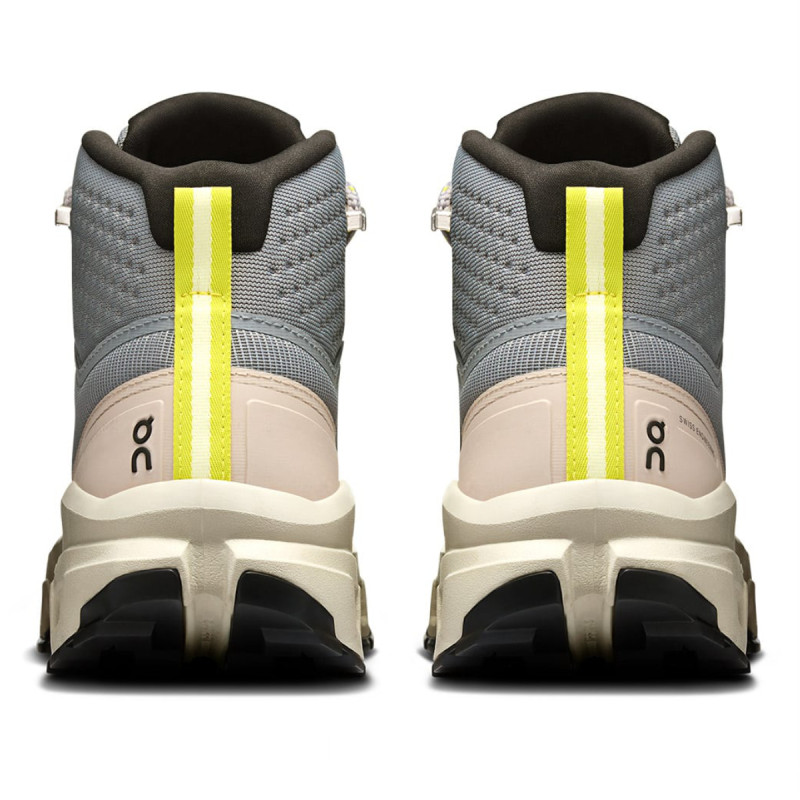 Dámske turistické členkové topánky On CLOUDROCK MID WATERPROOF  - svetlo modrá