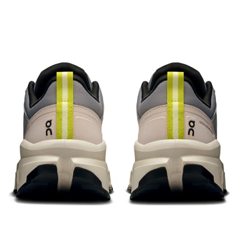 Dámské turistické boty On CLOUDROCK LOW WATERPROOF  - světle šedá