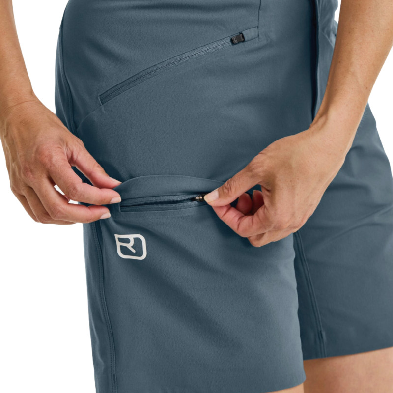 Dámske kraťasy Ortovox BRENTA SHORTS  - tmavo modrá