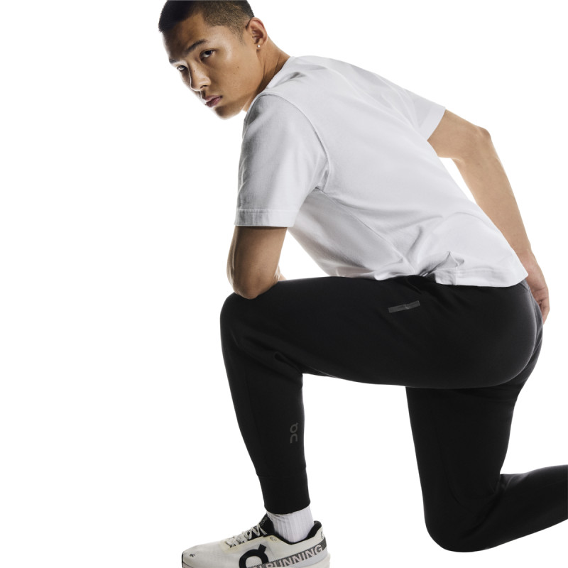 Pánské tepláky On FOCUS TECH SWEATPANTS  - černá