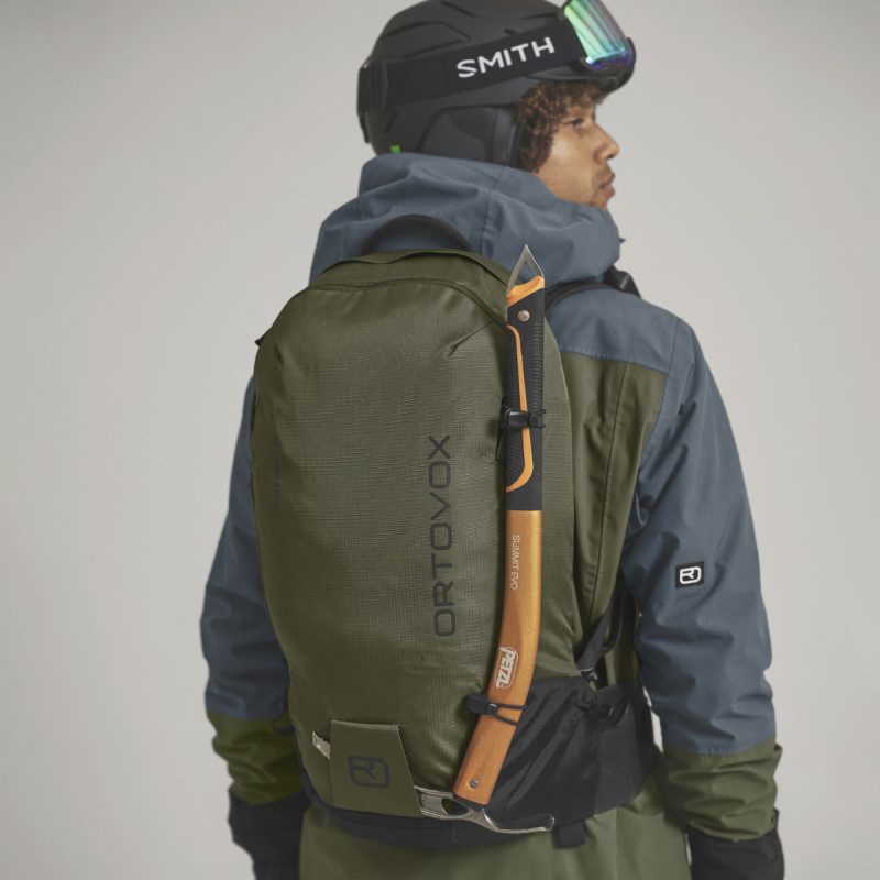 Batoh Ortovox FREE RIDER 22 L  - tmavě zelená