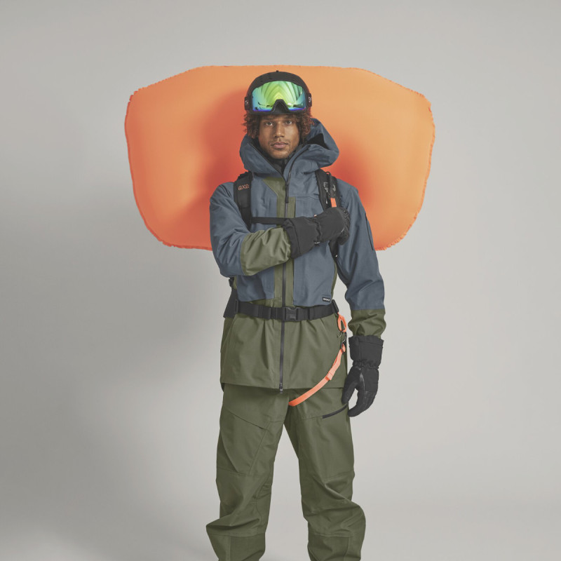 Lavinový batoh Ortovox AVABAG LITRIC FREERIDE 28 L  - černá