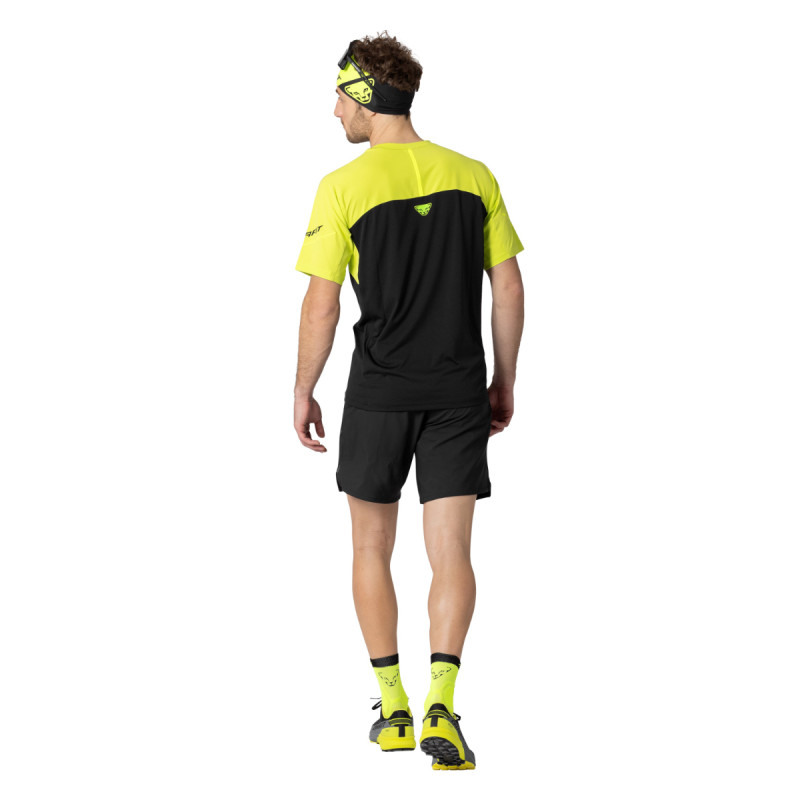 Pánske funkčné tričko Dynafit ALPINE PRO SHORT SLEEVE SHIRT  - čierna