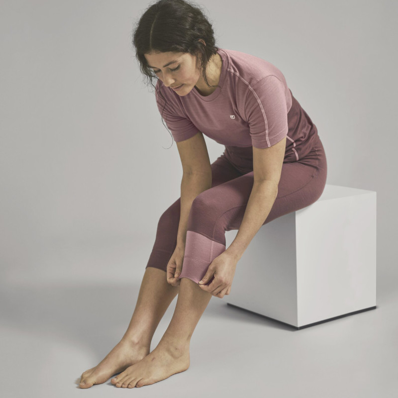 Dámske funkčné nohavice Ortovox 185 ROCK'N'WOOL SHORT PANTS  - vínová