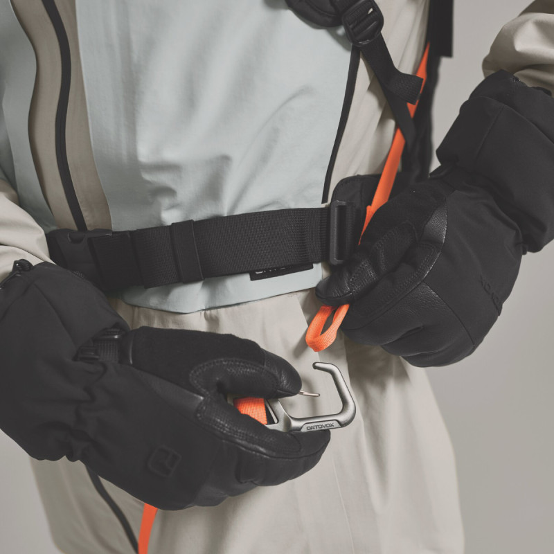 Lavinový batoh AVABAG LITRIC FREERIDE 18 L  - černá