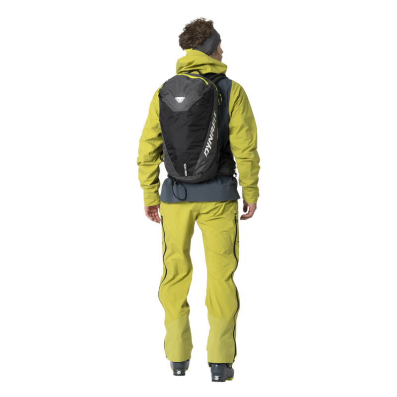 Batoh Dynafit BLACKLIGHT 24 L  - čierna