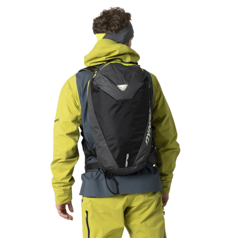 Batoh Dynafit BLACKLIGHT 24 L  - čierna