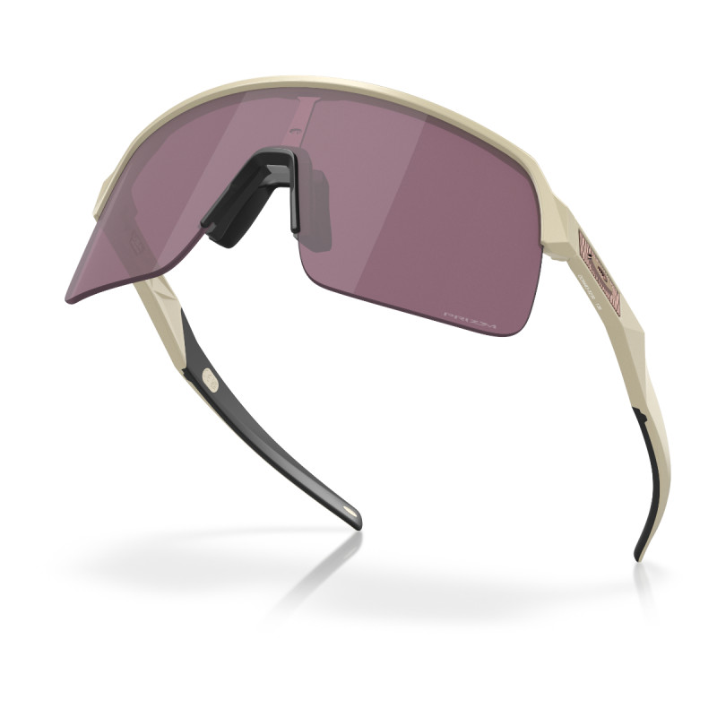 Sluneční brýle Oakley SUTRO LITE - MATTE SAND PRIZM ROAD BLACK