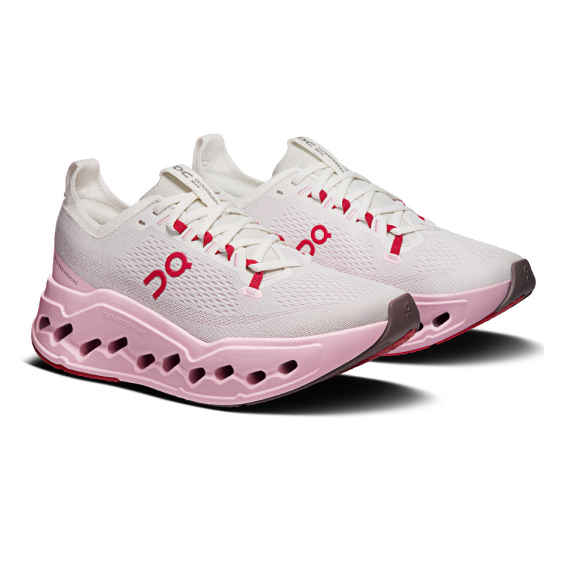Dámské běžecké boty On CLOUDSURFER MAX  - bílá