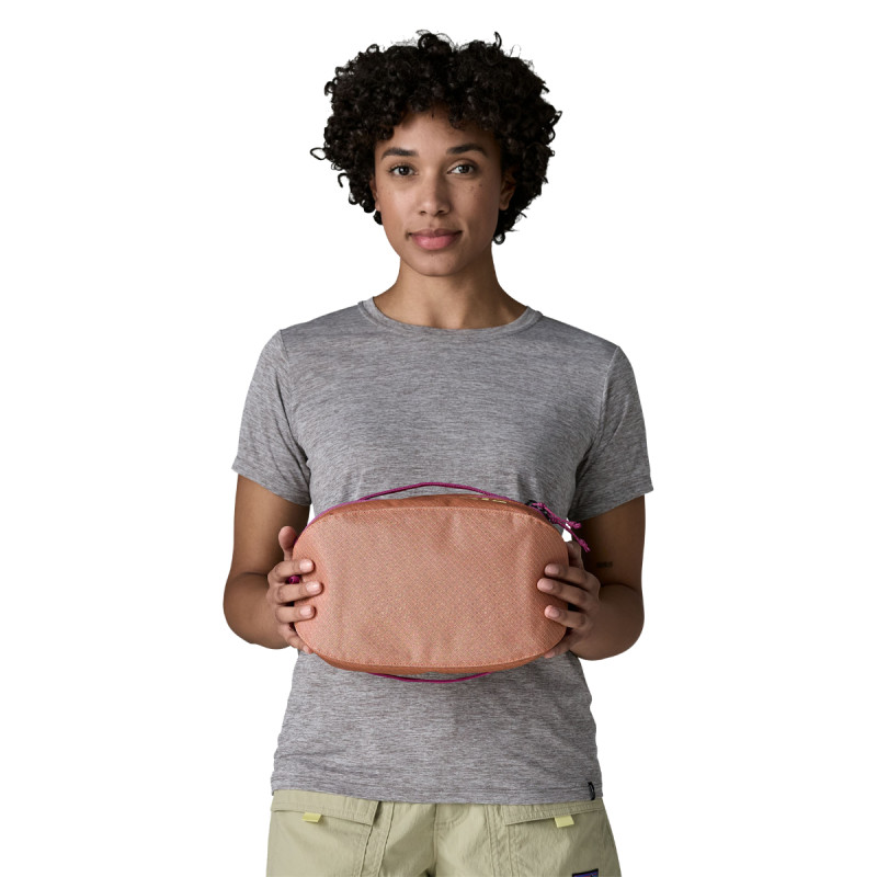 Organizér Patagonia BLACK HOLE CUBE 6 L  - oranžová