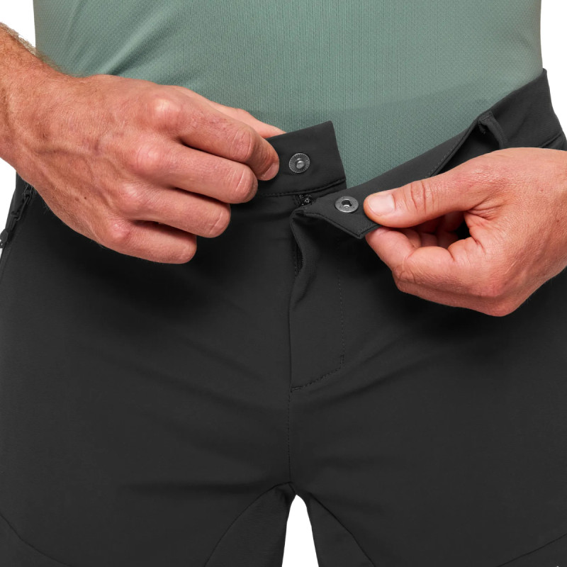 Pánské kraťasy Martini Sportswear VELOX VENTURE  - černá