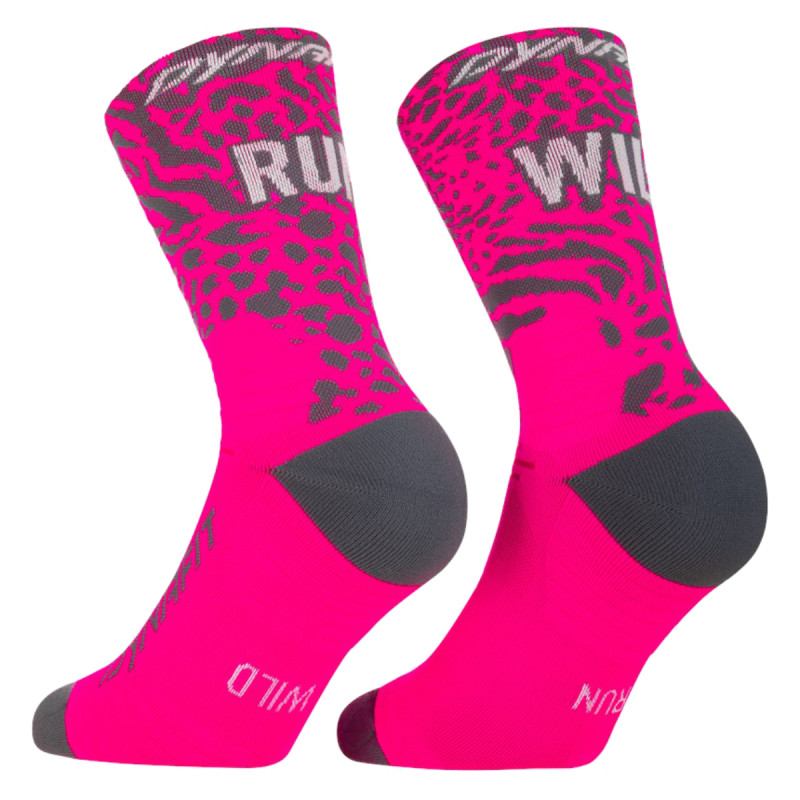Běžecké ponožky Dynafit RUN WILD CREW  - tmavě růžová