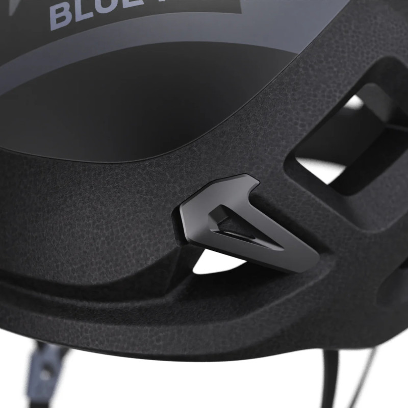 Helma Blue Ice BLAST  - černá