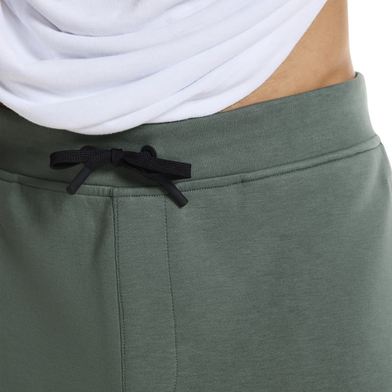 Pánské kraťasy On FOCUS TECH SHORTS  - tmavě zelená