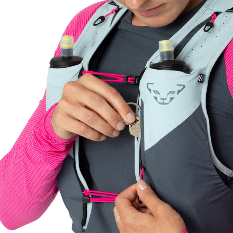 Běžecká vesta Dynafit ULTRA 12 VEST  - světle šedá