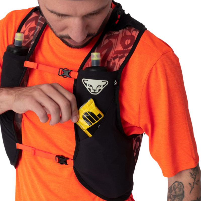 Běžecká vesta Dynafit TRAIL 6 VEST  - černá