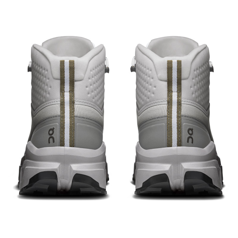 Pánske turistické členkové topánky On CLOUDROCK MID WATERPROOF  - svetlo šedá