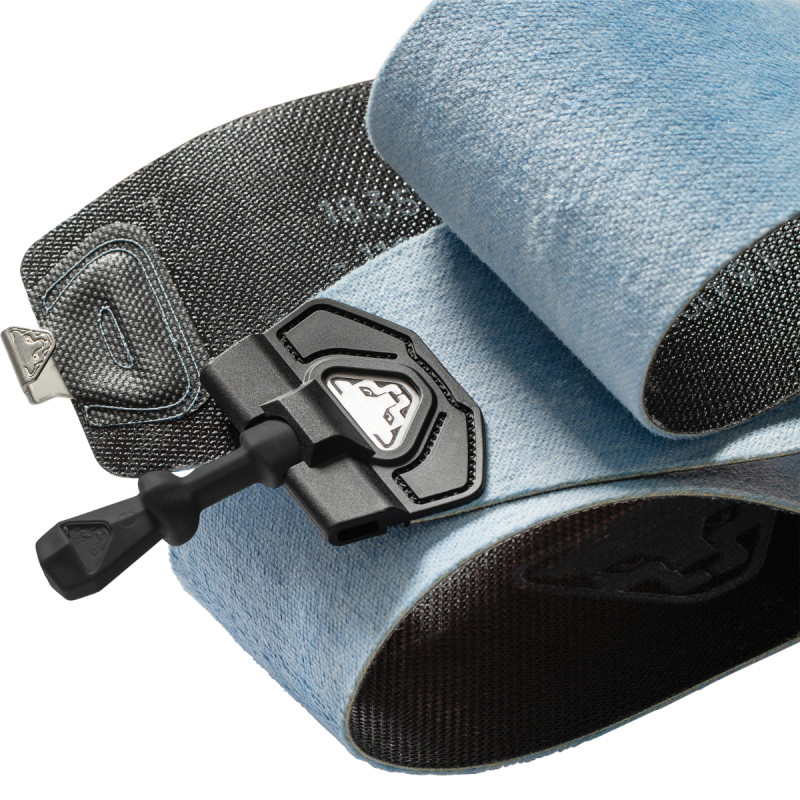 Skialpový set Dynafit BLACKLIGHT 88 + BLACKLIGHT LONG TRAVEL + SPEEDSKIN